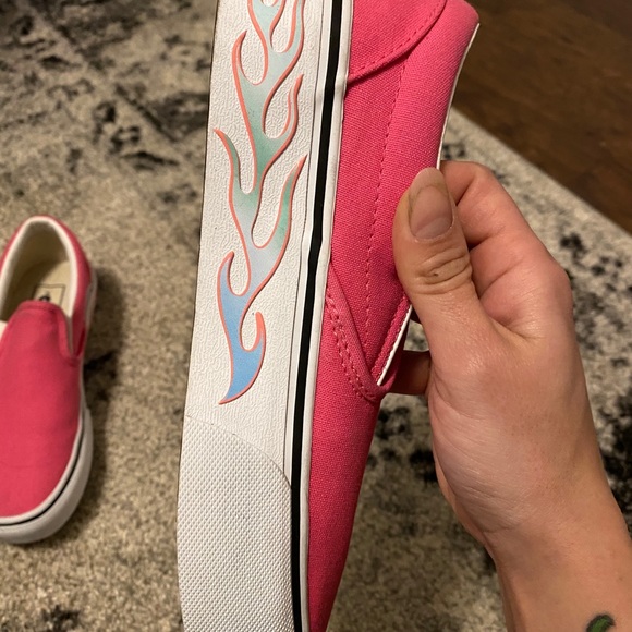 Pink platform slip on vans with flames - Picture 3 of 5